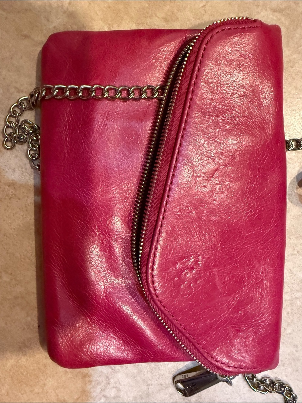 HOBO Daria Crossbody Clutch Magenta/Raspberry